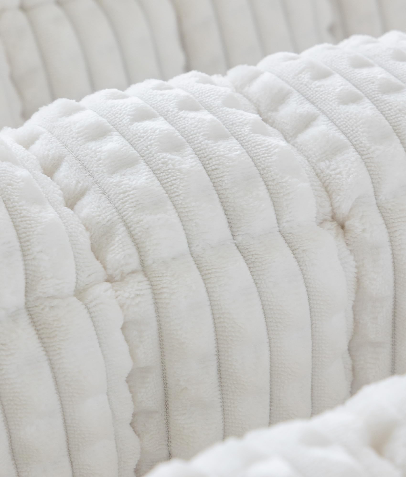 AEEISHOMEREFORM: lavable en machine, couleur qui ne décolore pas