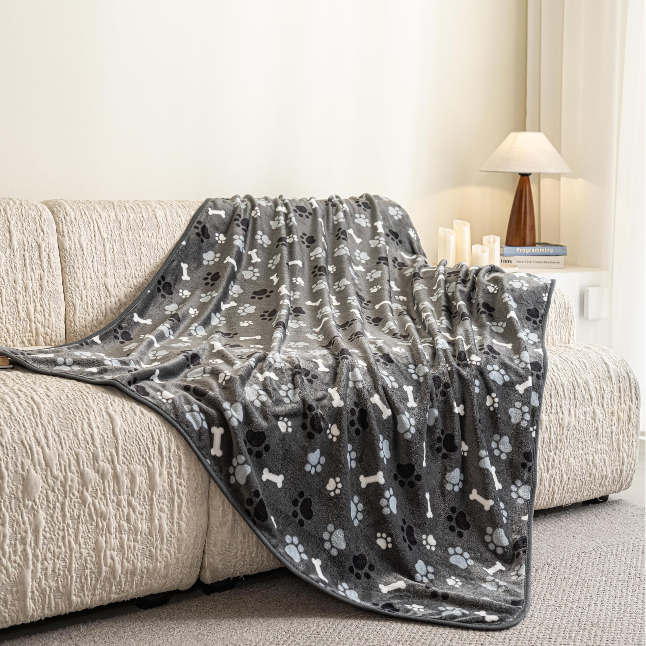 AIWEK couverture chien doux velours double-face – confort chaleureux pour votre animal.