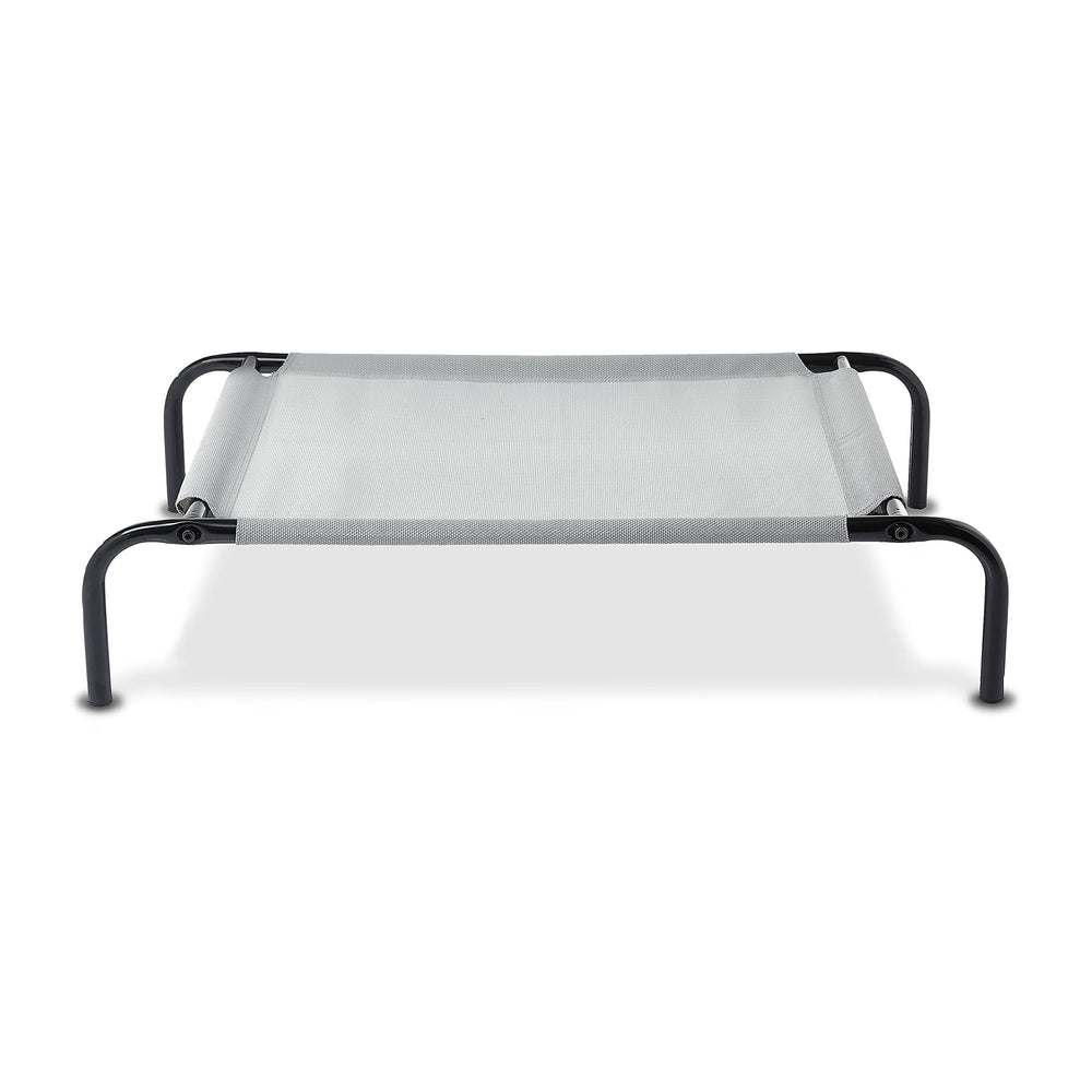 Assemblage rapide Amazon Basics avec vis et outil inclus.