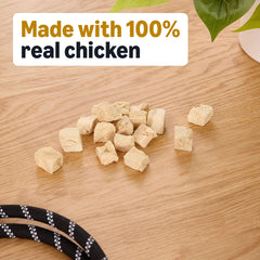 Récompense d'entrainement avec friandises Amazon Basics au poulet.