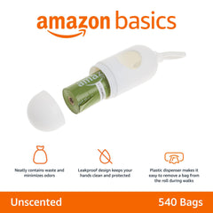 Rouleaux de sacs crottes Amazon Basics faciles à détacher du rouleau.