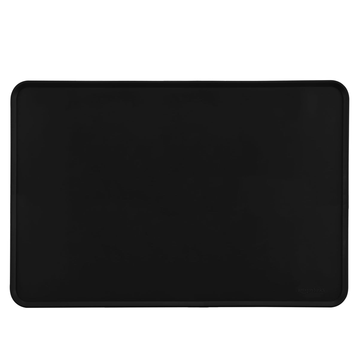 Amazon Basics tapis en silicone imperméable protège le sol des éclaboussures.
