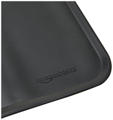 Amazon Basics tapis avec rebords surélevés pour contenir nourriture et eau.