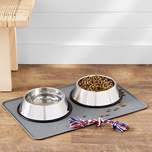 tapis amazon basics supporte deux bols ou plus.