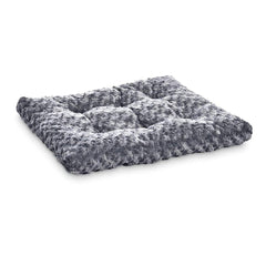 Amazon Basics tapis pour chien et chat, peluche douce offrant un repos confortable.
