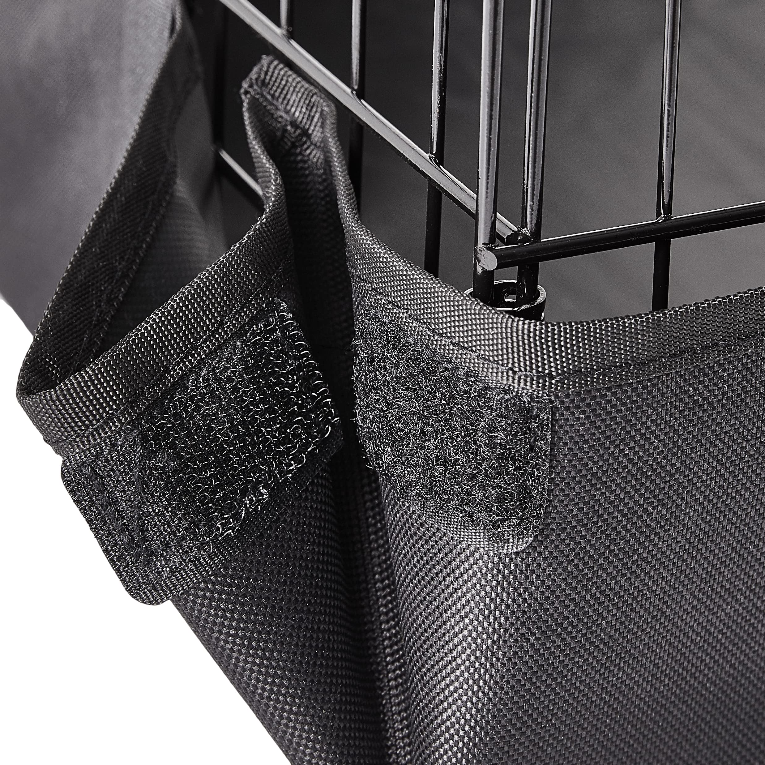 Cage Amazon Basics avec design étanche pour limiter les fuites.
