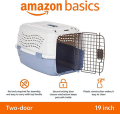 Amazon Basics transporteur, porte supérieure, ouverture pratique pour chargement rapide.