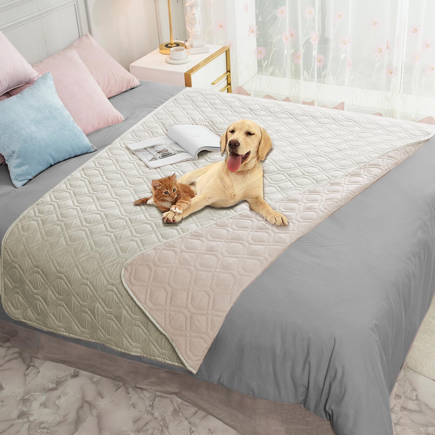 Ameritex couverture-imperméable pour mobilier protège des taches lorsque votre chien s'allonge.