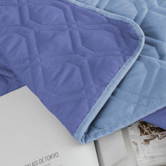 Protection interne TPU Ameritex, barrière durable contre les liquides sur meuble.