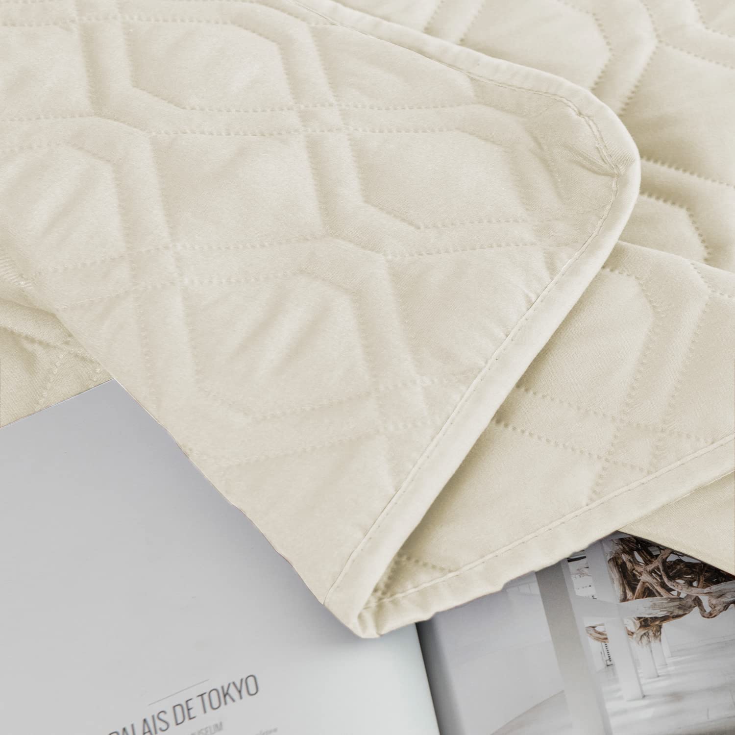 Ameritex tissu imperméable pour lit et fauteuil, nettoyage rapide.