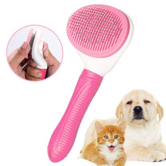 Brosse auto-nettoyante Aogeili en action pour un nettoyage rapide des poils.