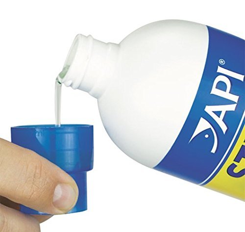 API Stress Coat dans l’eau du robinet, élimine le chlore et les métaux lourds.