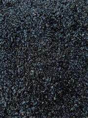 Aqua Natural gravier pewter noir humide, apparence dramatique sans colorants artificiels.