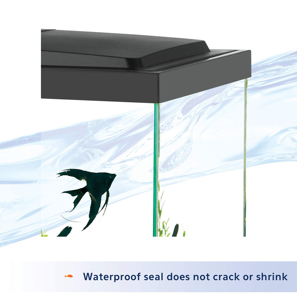Aqueon mastic silicone clair montrant l'application sur un joint d'aquarium.