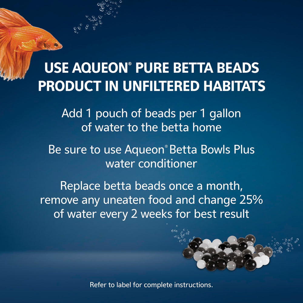 Aqueon PURE Betta Beads betta en action, le poisson explore et joue avec les perles.