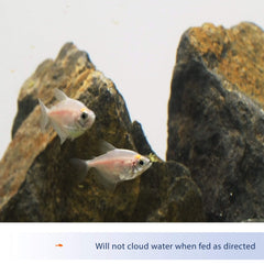Ingrédients naturels et vitamines Aqueon soutiennent la vitalité des poissons.