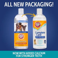Arm & Hammer Additif eau dentaire chien — versé dans le bol pour une routine hydrique facile.