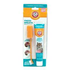 Dentifrice Arm & Hammer saveur thon pour chat et haleine plus fraîche.