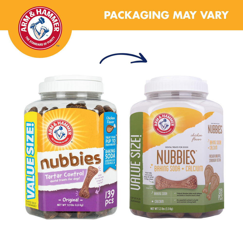 Arm et Hammer Nubbies texture grattante montrant le contact avec les dents.