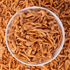 Morceaux crevettes bébé séchées, texture croquante pour éveiller les sens.
