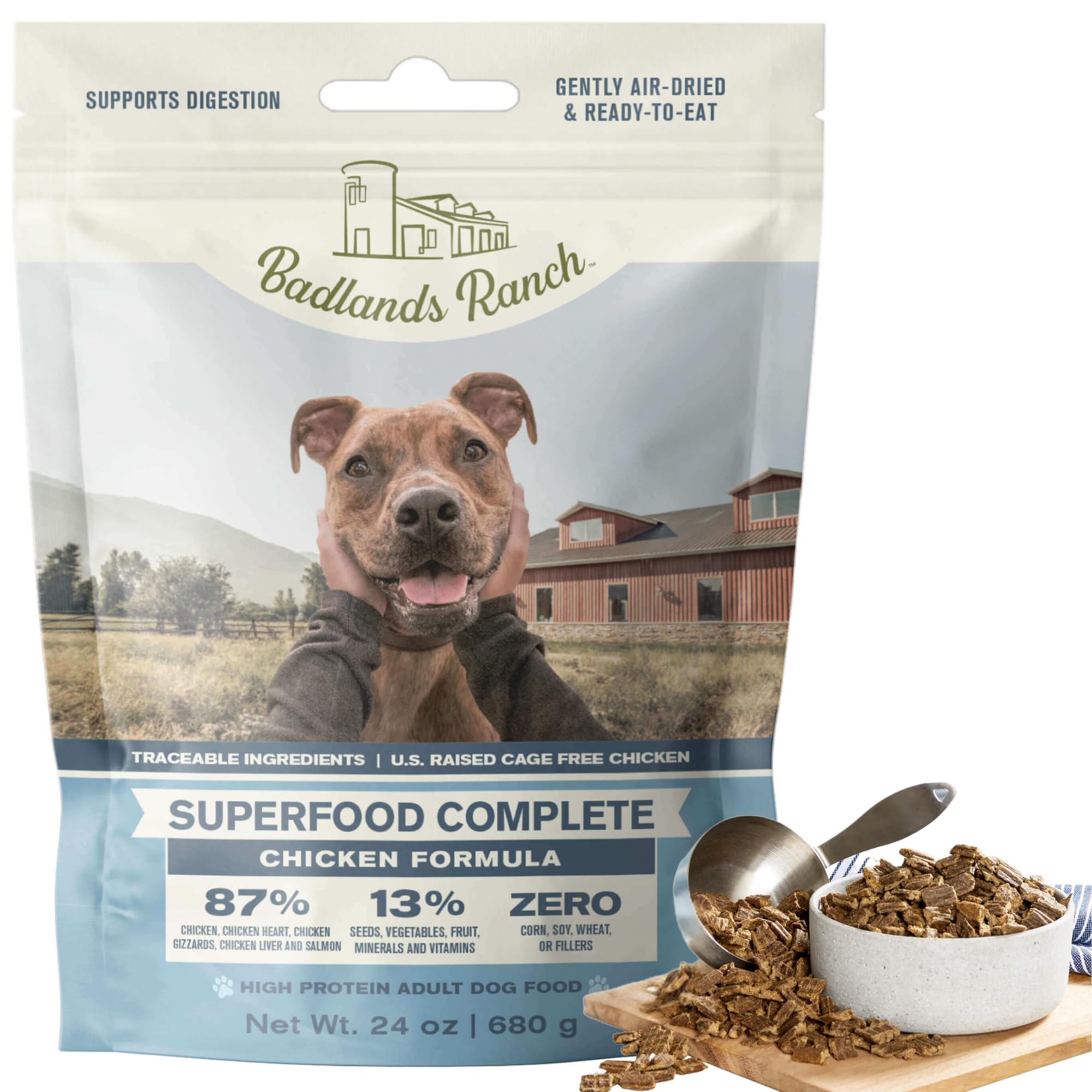 BADLANDS RANCH croquettes poulet séché à l'air dans bol chien, protéine savoureuse.