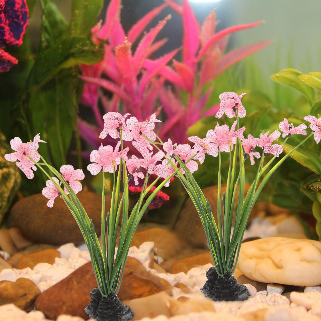 Balacoo plante d’aquarium rose réaliste haute pour une mise en scène verticale.