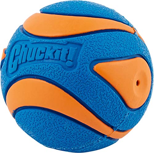 Balle Chuckit! Ultra résistante, conçue pour les séances de jeu intenses.