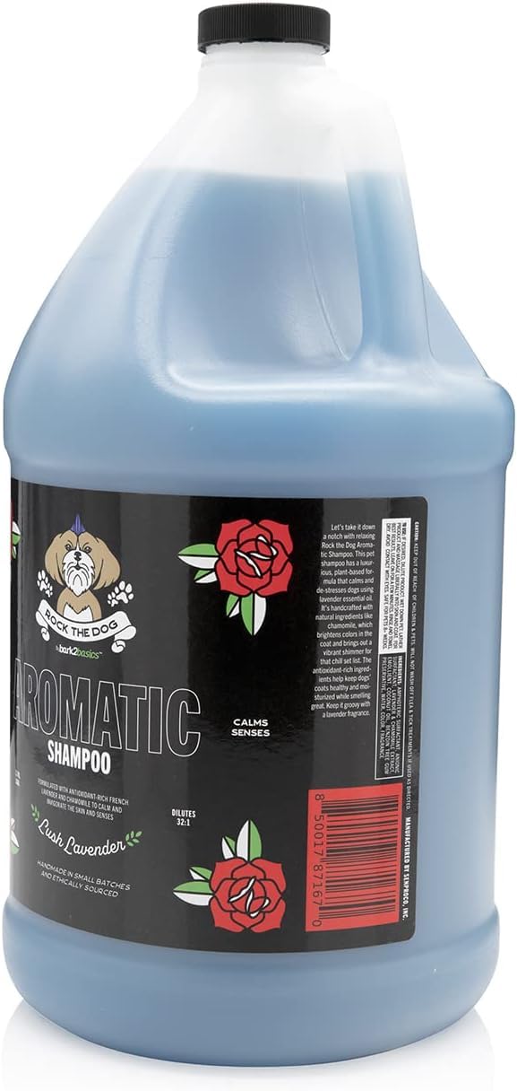 Bark2Basics Rock the Dog, mousse douce pour pelage soyeux après le lavage.