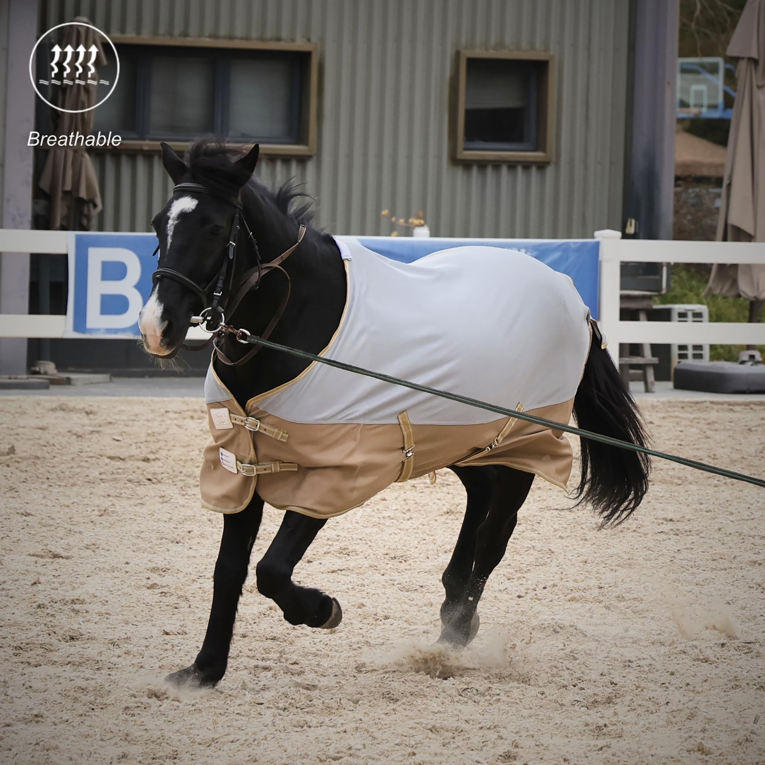 BARN & STABLE – ourlet en forme de vague, style moderne et stabilité de la couverture.