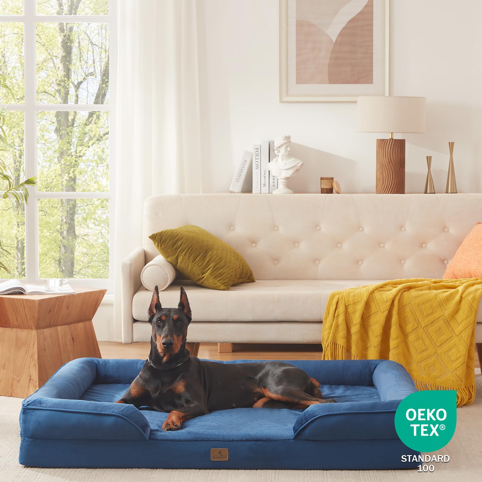 Bedfolks dimensions 53x42 pouces offre un espace ample pour grands chiens.