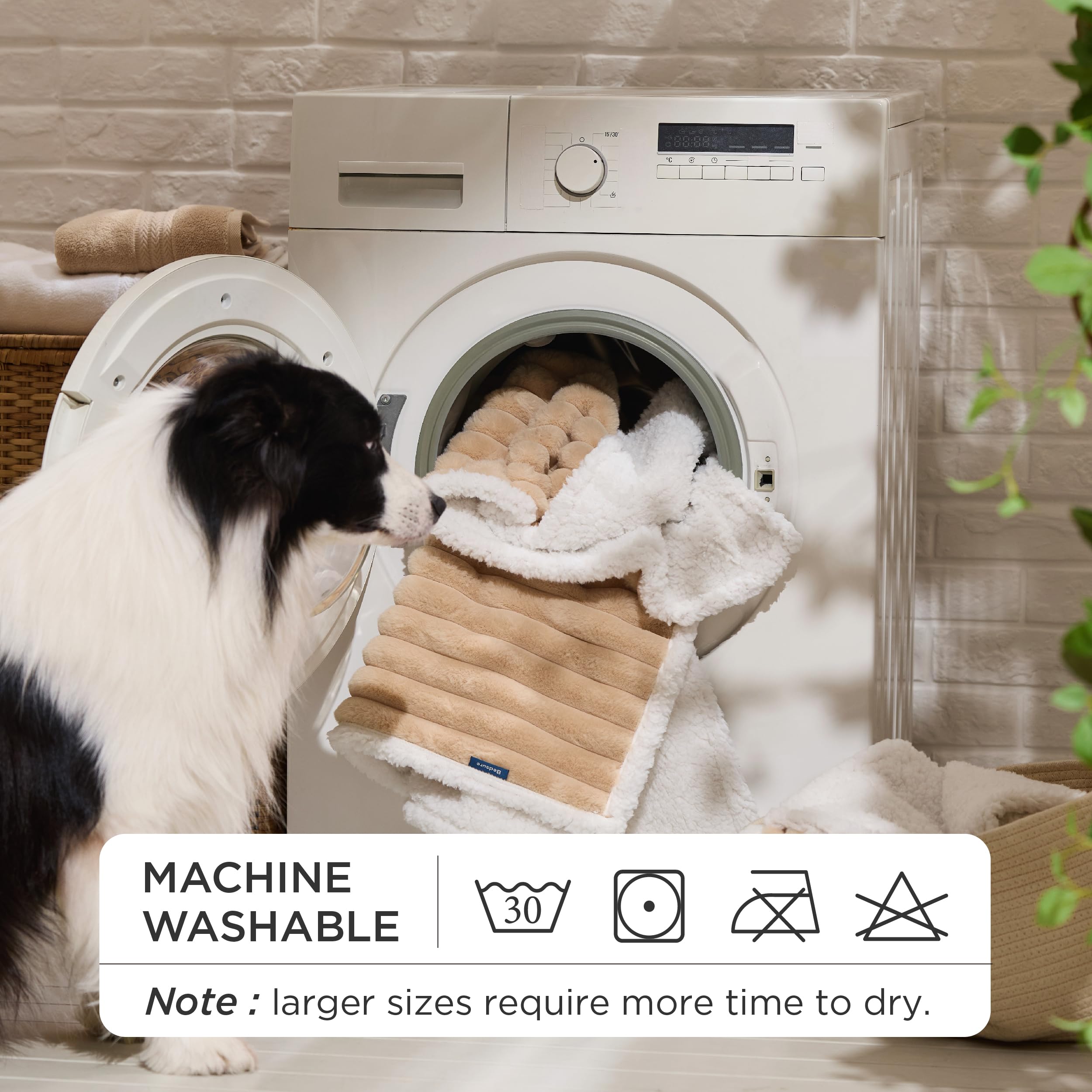 Bedsure ComfyFleece anti-poils et taches pour mobilier durable.