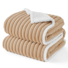 Bedsure ComfyFleece imperméable pour chien grand, beige Toscane: protège le canapé.