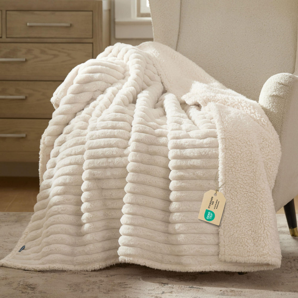 Bedsure ComfyFleece imperméable pour chien, protège canapés et sols