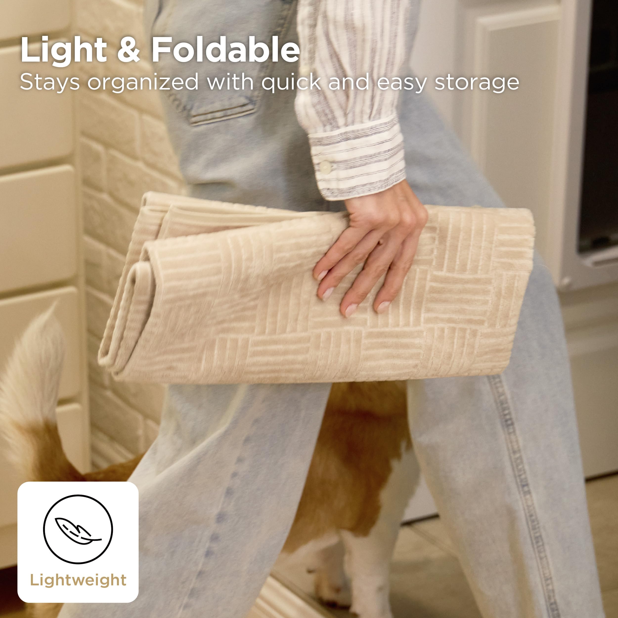 Bedsure couverture legere pliant pour canapé et lit.