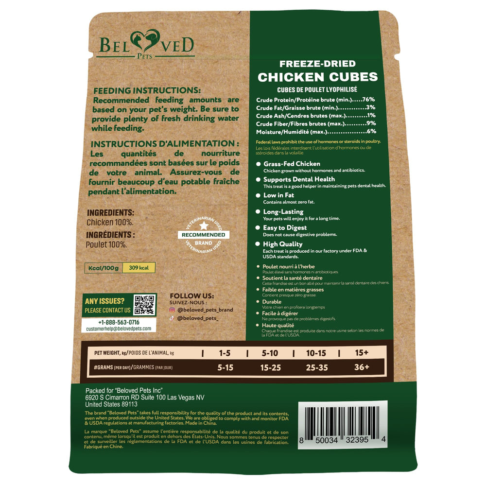 Texture délicate des cubes poulet lyophilise, friandise riche en protéines