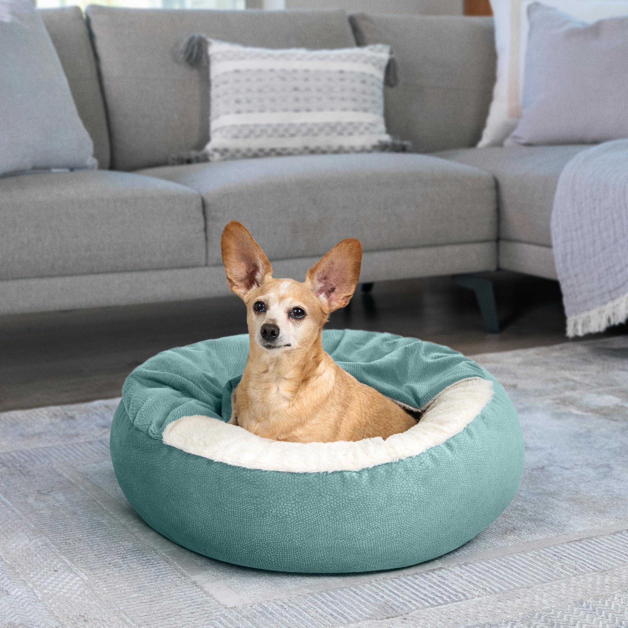 Best Friends by Sheri Cozy Cuddler Ilan: extérieur microfibre durable et élégant.