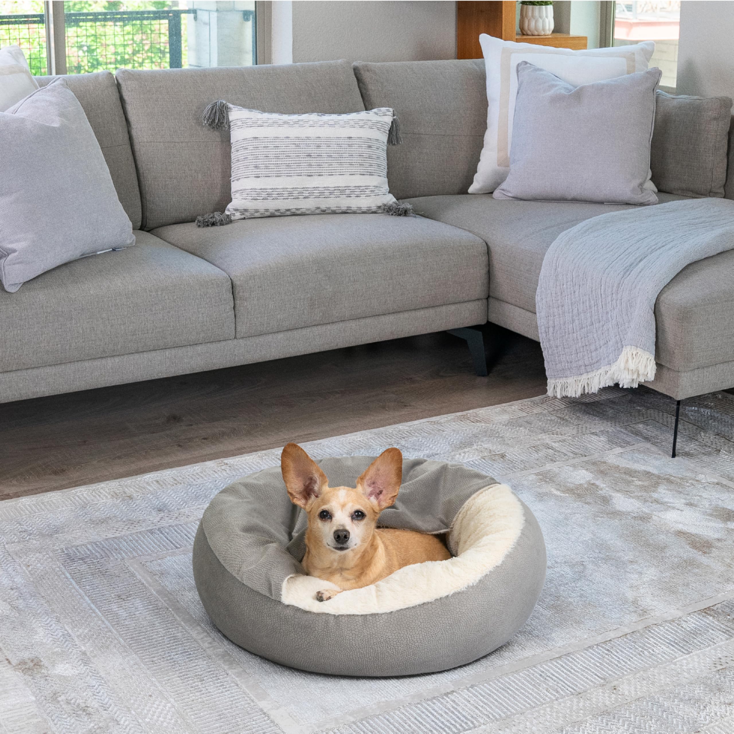 Best Friends by Sheri Cozy Cuddler Ilan – lavable en machine pour un nettoyage pratique.
