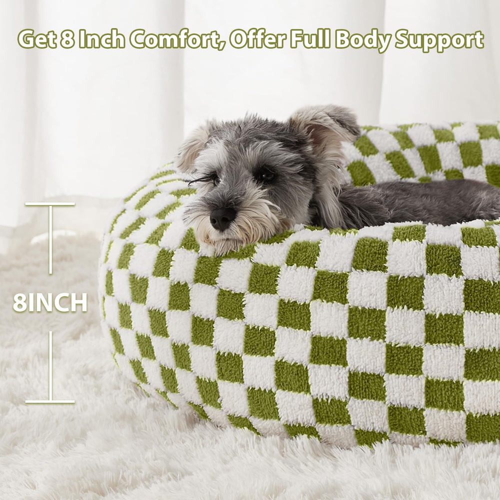 Design chic et moderne du lit donut BFPETHOME pour votre intérieur vert.