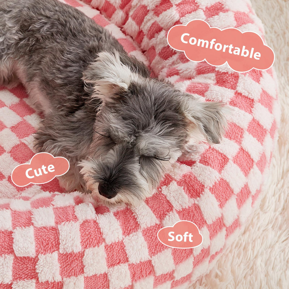 Rembourrage ferme du lit rond BFPETHOME, soutien stable.