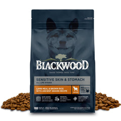 Blackwood croquettes sensibles pour chien: texture riche et peau saine.