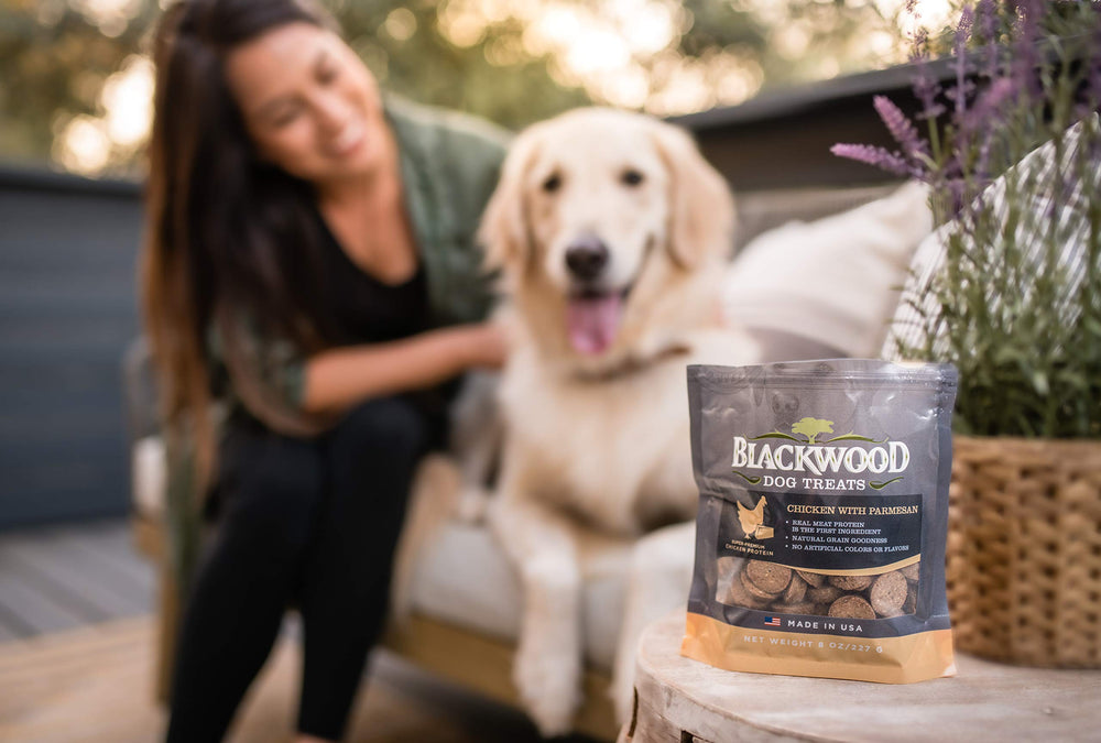Petites bouchées Blackwood idéales pour chiens de toutes tailles.
