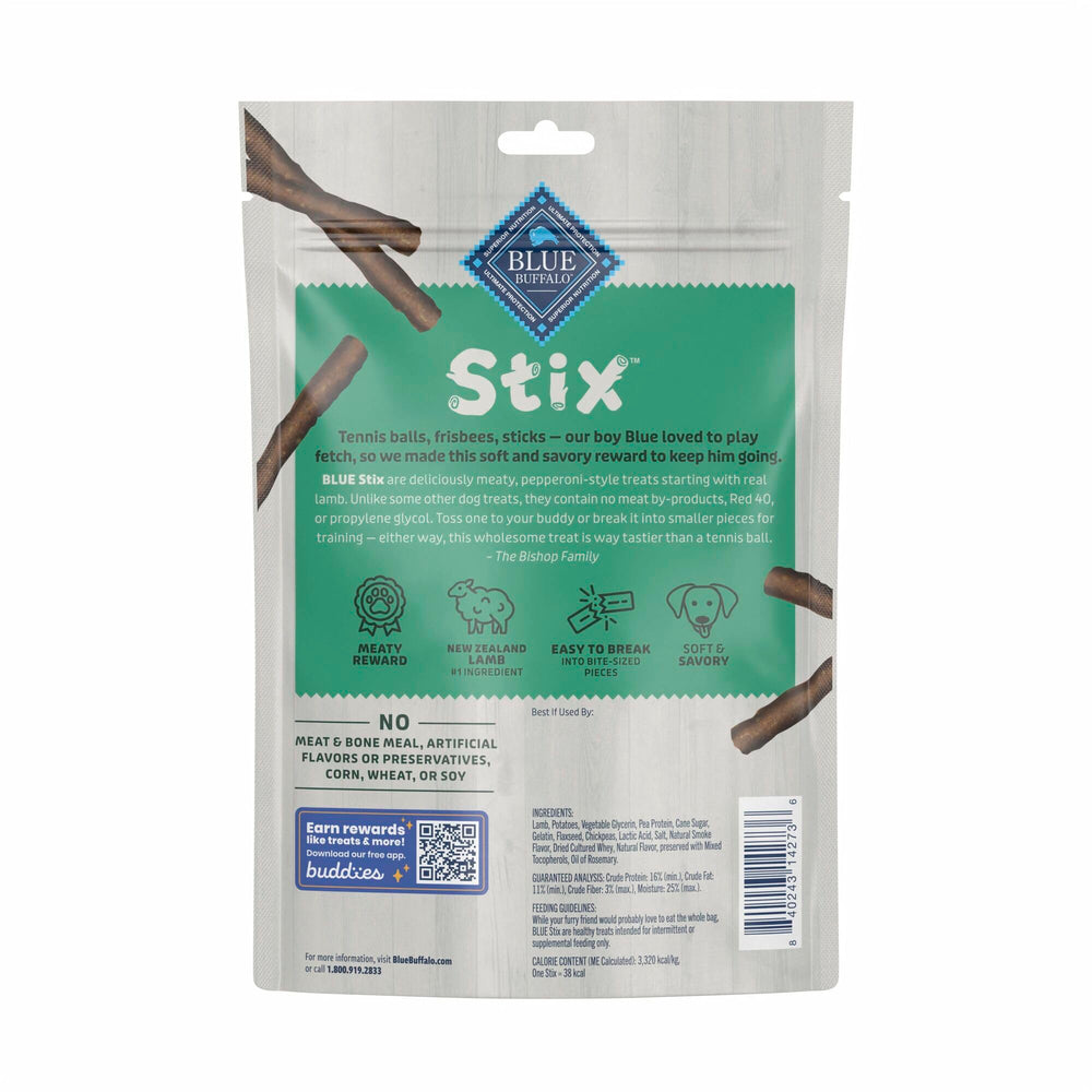 Blue Buffalo Stix agneau tranche, friandise savoureuse pour chiens gourmands.