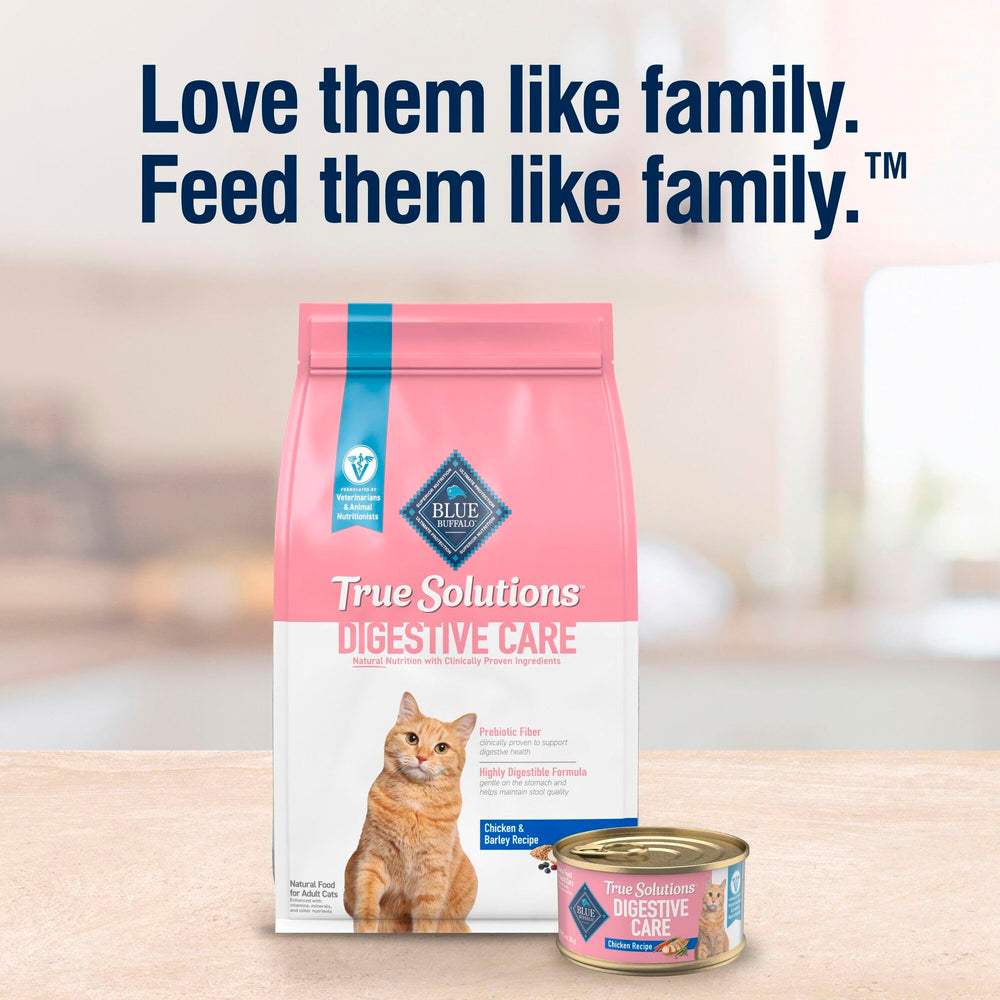 Blue Buffalo True Solutions Digestive Care croquettes pour chats adultes, texture croquante.