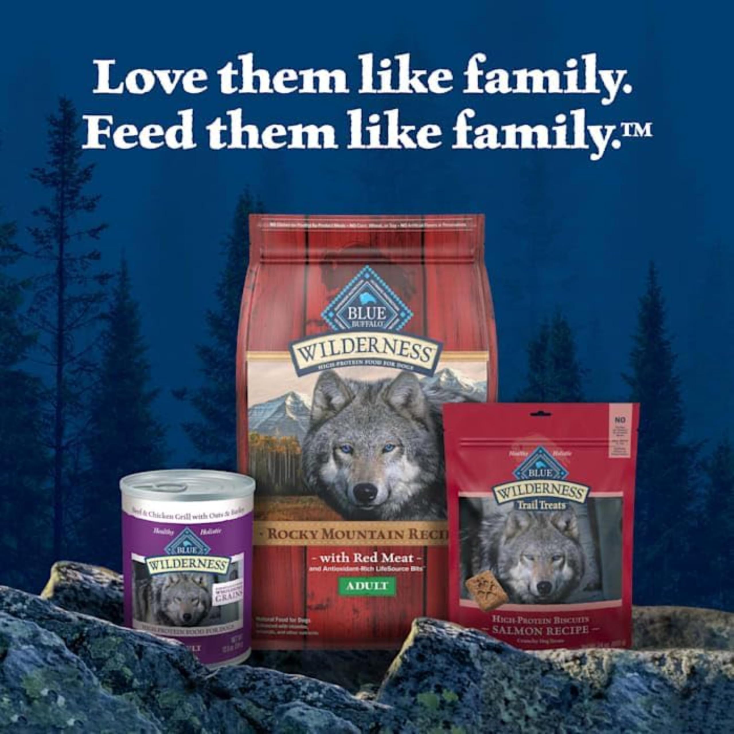 Blue Buffalo Wilderness chien heureux grâce au saumon croquant et riche en protéines.