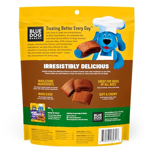 Des morceaux moelleux Blue Dog Bakery Softies faciles à mâcher pour tous les chiens.