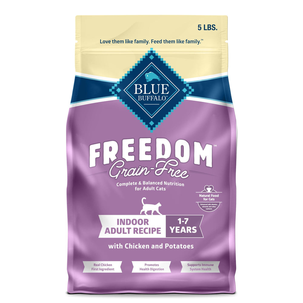 Blue Buffalo Freedom Chat sans céréales emballage visible et appétence grâce au poulet