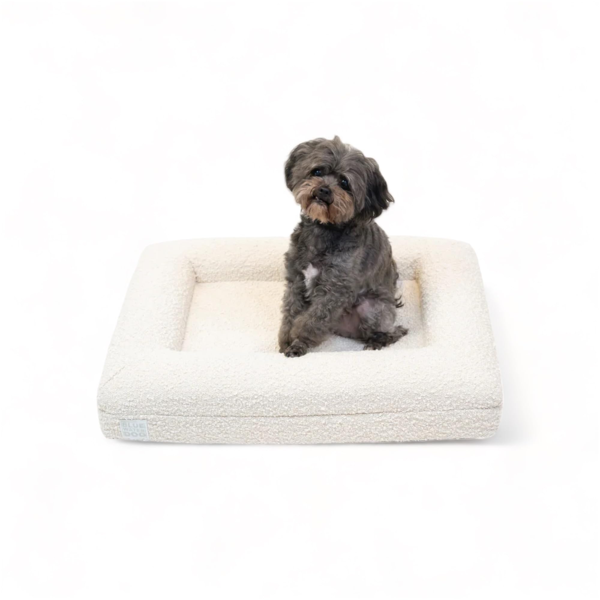 Lit Bluewater Dog bouclé orthopédique offrant un soutien confortable pour les articulations.