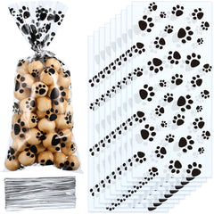 Sachets Blulu avec motif patte pour friandises chien, ambiance fête.