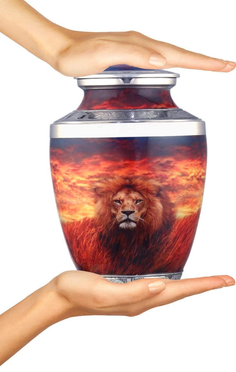 BOLD & DIVINE Urne Lion: base feutée protégeant meubles et surfaces lors des présentations.