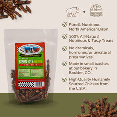Gros plan sur Bison Bits — texture naturelle idéale pour récompenser pendant l'entraînement.